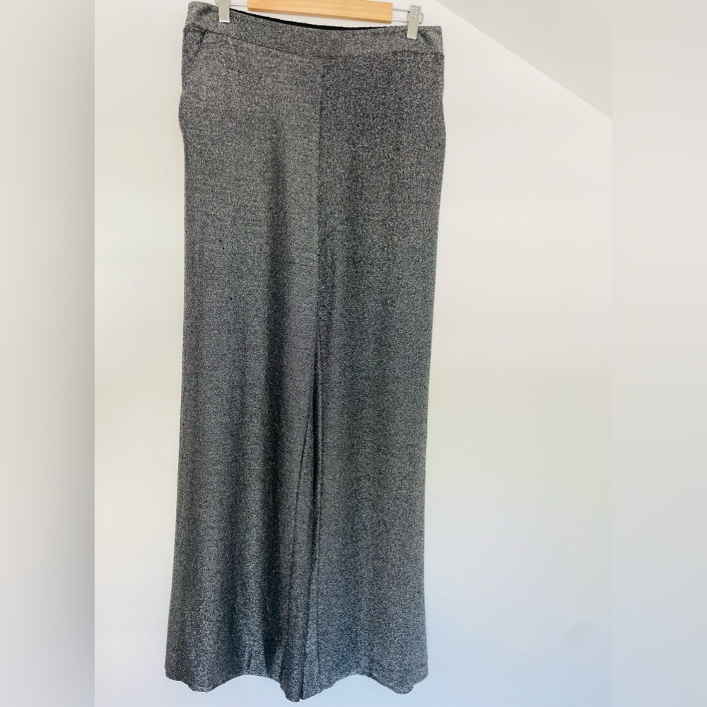 New York & Company Metallic Wide Leg Pants. Size M